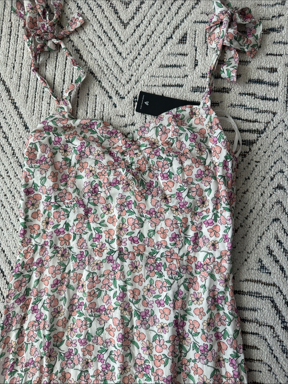 Brand New Lulu’s Floral Midi Dress - Picture 6 of 6